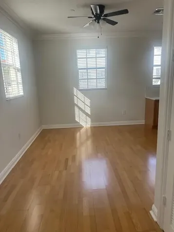 2502 N Dixie Highway Lake Worth FL 33460