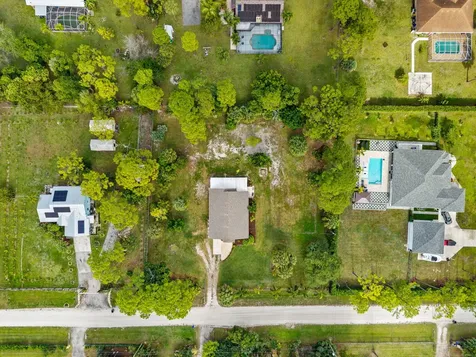 15553 74th Street The Acreage FL 33470