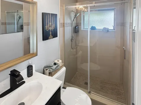 100 SW 17th Street Pompano Beach FL 33060