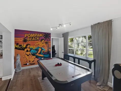 100 SW 17th Street Pompano Beach FL 33060