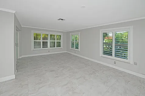 3180 NW 6th Avenue Oakland Park FL 33309