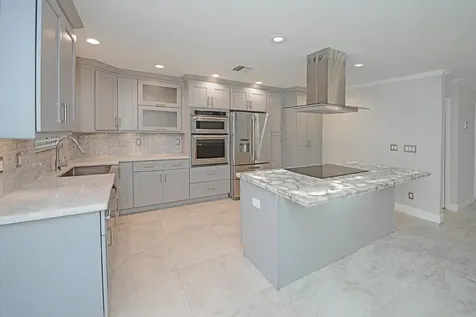 3180 NW 6th Avenue Oakland Park FL 33309