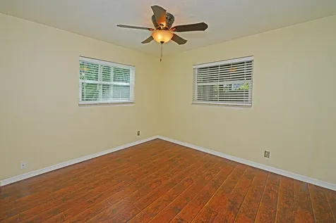 3180 NW 6th Avenue Oakland Park FL 33309