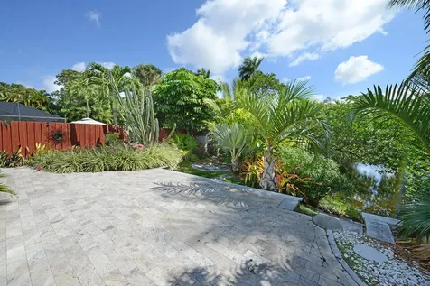 3180 NW 6th Avenue Oakland Park FL 33309