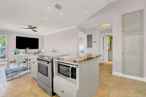 622 Ocean Dunes Circle Jupiter FL 33477