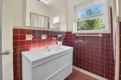 215 N Seacrest Circle Delray Beach FL 33444