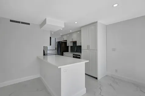 2804 Bridgewood Drive Boca Raton FL 33434