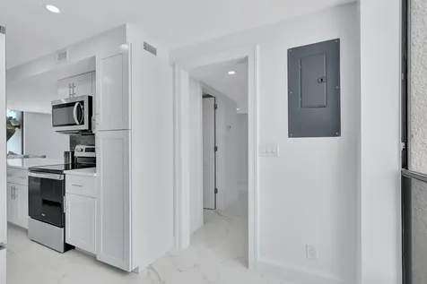 2804 Bridgewood Drive Boca Raton FL 33434
