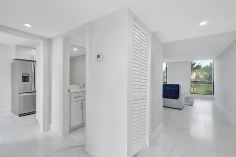 2804 Bridgewood Drive Boca Raton FL 33434