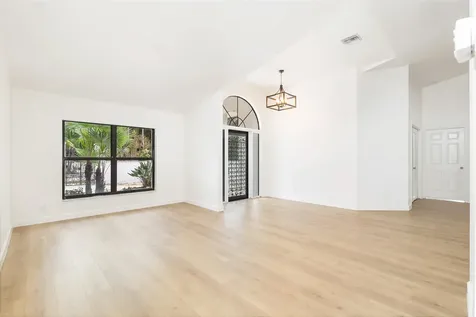 6725 Katherine Road West Palm Beach FL 33413