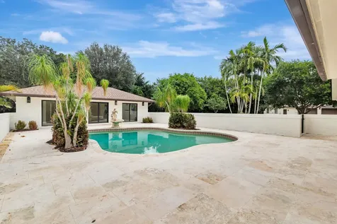 6725 Katherine Road West Palm Beach FL 33413