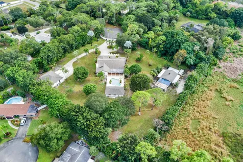 6725 Katherine Road West Palm Beach FL 33413