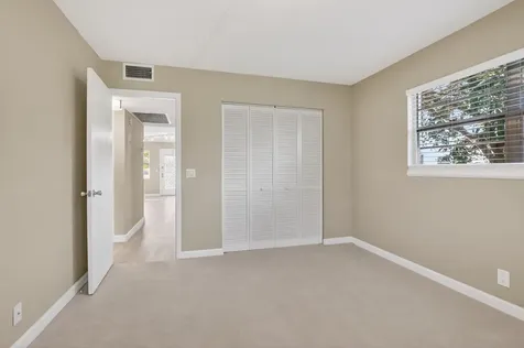 277 Brighton Boca Raton FL 33434