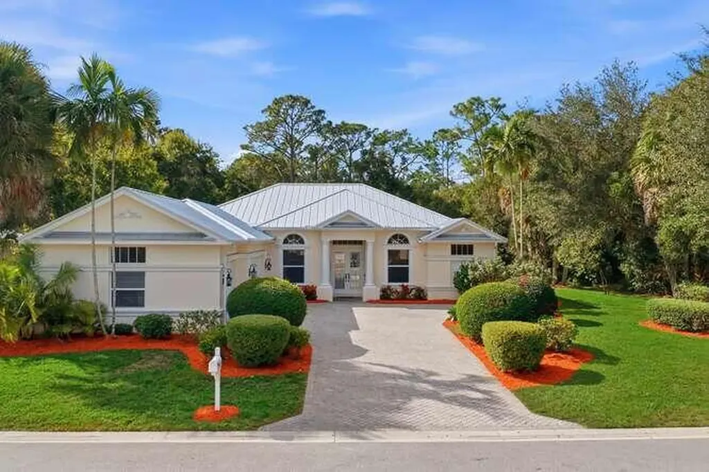 1030 Sw Blue Stem Way Stuart FL 34997