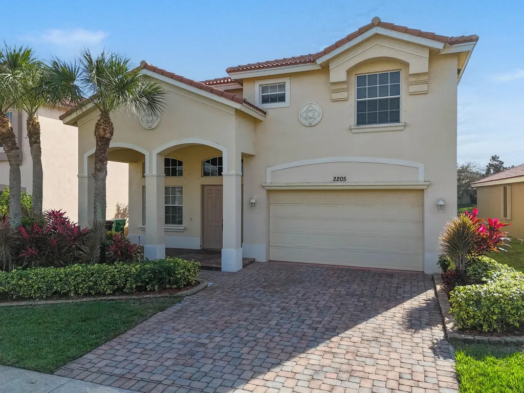 2205 Sw Newport Isles Boulevard Port Saint Lucie FL 34953