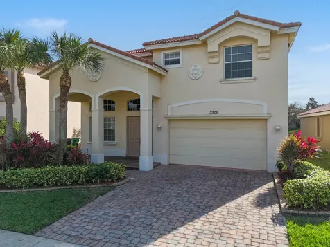 2205 Sw Newport Isles Boulevard Port Saint Lucie FL 34953