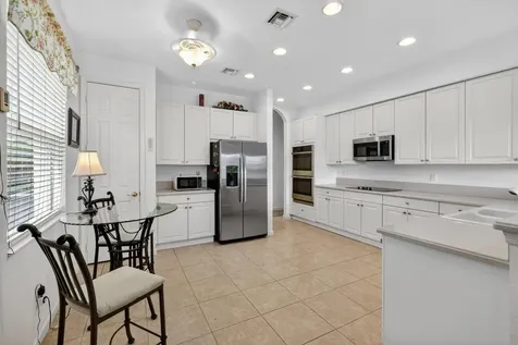 2205 Sw Newport Isles Boulevard Port Saint Lucie FL 34953