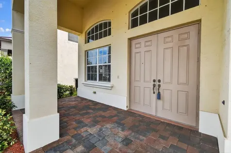 2205 Sw Newport Isles Boulevard Port Saint Lucie FL 34953