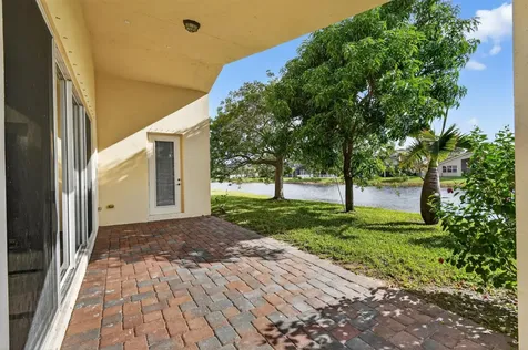 2205 Sw Newport Isles Boulevard Port Saint Lucie FL 34953