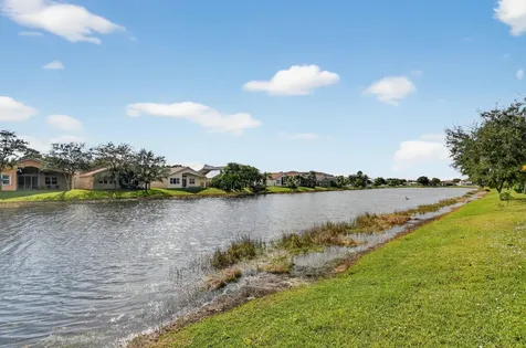 2205 Sw Newport Isles Boulevard Port Saint Lucie FL 34953