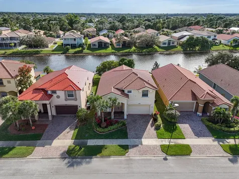 2205 Sw Newport Isles Boulevard Port Saint Lucie FL 34953