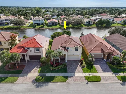 2205 Sw Newport Isles Boulevard Port Saint Lucie FL 34953