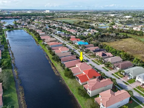 2205 Sw Newport Isles Boulevard Port Saint Lucie FL 34953