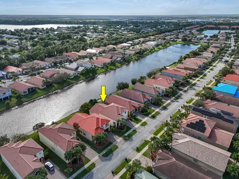 2205 Sw Newport Isles Boulevard Port Saint Lucie FL 34953