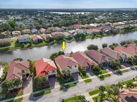 2205 Sw Newport Isles Boulevard Port Saint Lucie FL 34953