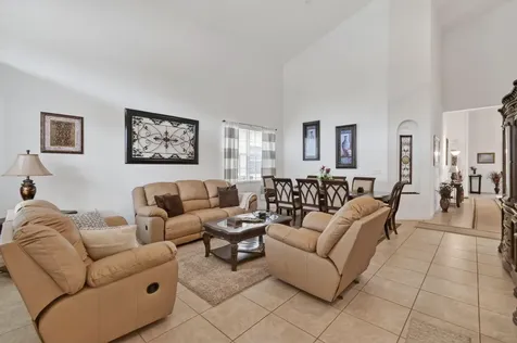 2205 Sw Newport Isles Boulevard Port Saint Lucie FL 34953