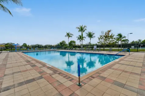 2205 Sw Newport Isles Boulevard Port Saint Lucie FL 34953