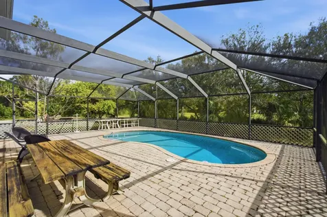 9076 108th Avenue Vero Beach FL 32967