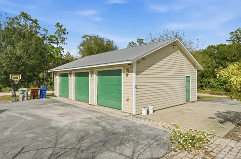 9076 108th Avenue Vero Beach FL 32967