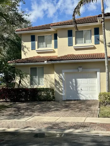 3121 N Evergreen Circle Boynton Beach FL 33426