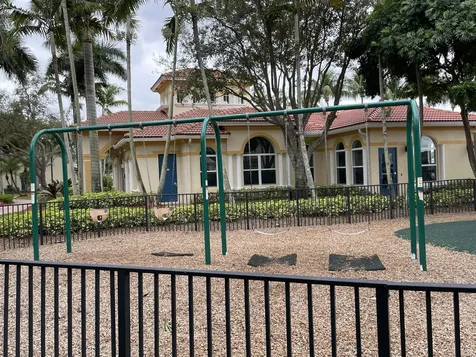 3121 N Evergreen Circle Boynton Beach FL 33426
