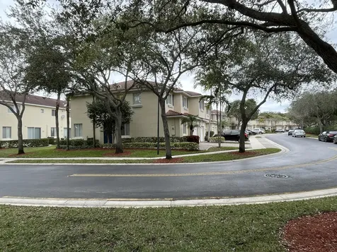3121 N Evergreen Circle Boynton Beach FL 33426