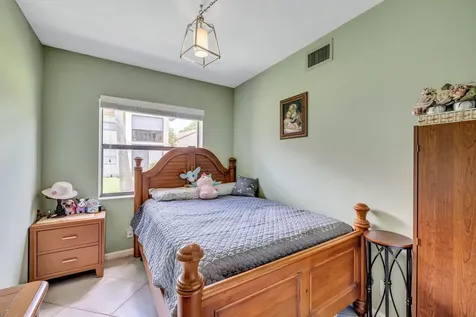 305 Congressional Way Deerfield Beach FL 33442