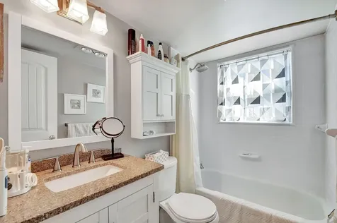 24 Chatham A West Palm Beach FL 33417