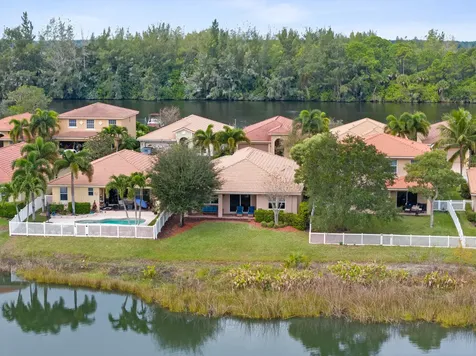 3356 Sw Porpoise Circle Stuart FL 34997
