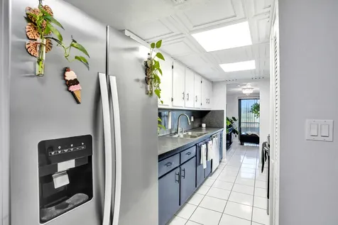 2758 Nw 80th Avenue Sunrise FL 33322