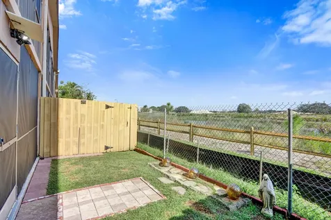 2758 Nw 80th Avenue Sunrise FL 33322