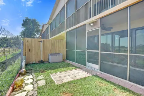 2758 Nw 80th Avenue Sunrise FL 33322