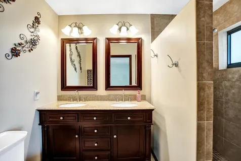 2758 Nw 80th Avenue Sunrise FL 33322