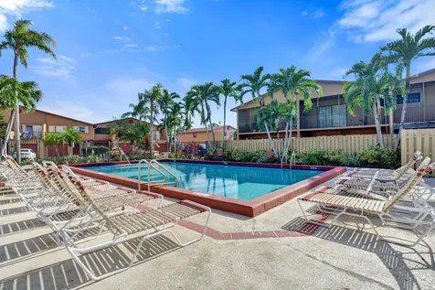2758 Nw 80th Avenue Sunrise FL 33322