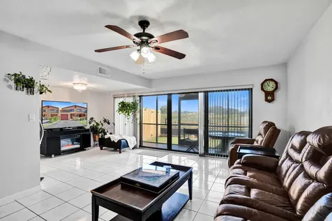 2758 Nw 80th Avenue Sunrise FL 33322