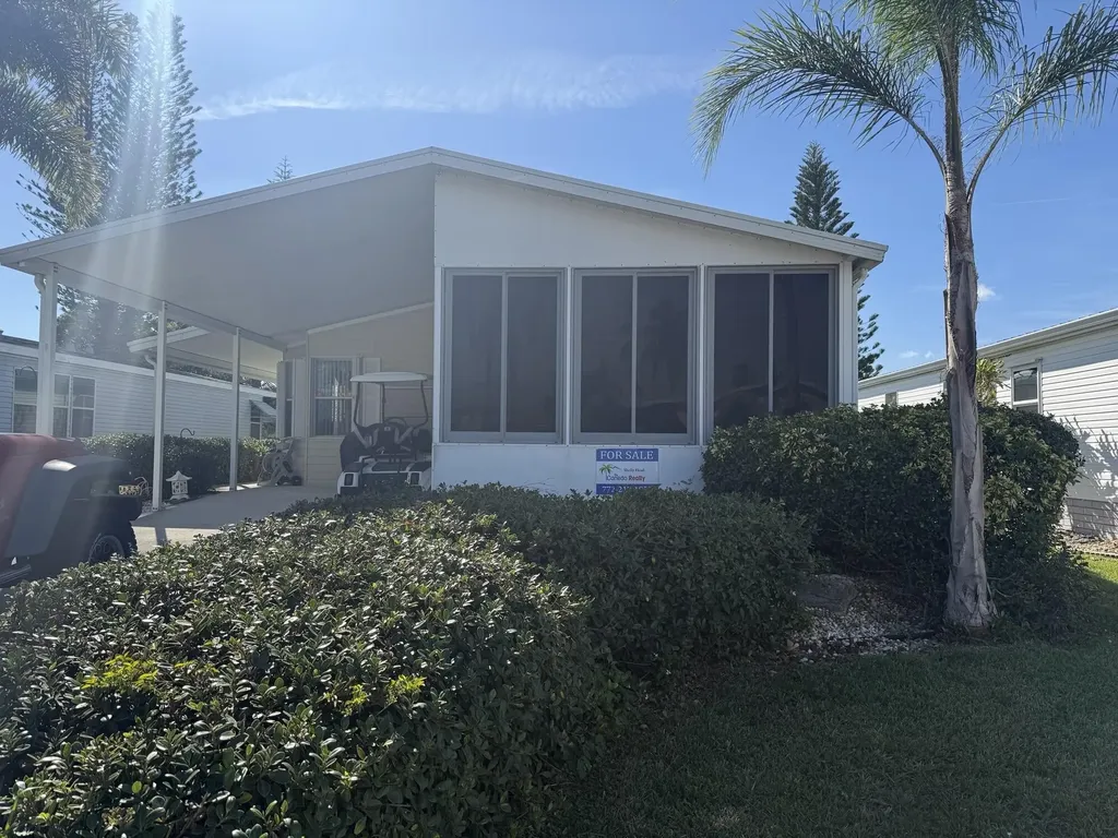 6615 Spanish Lakes Boulevard Fort Pierce FL 34951