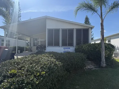 6615 Spanish Lakes Boulevard Fort Pierce FL 34951
