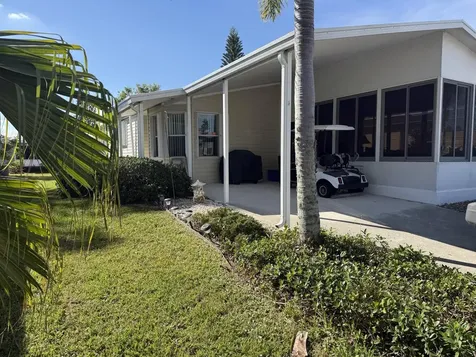6615 Spanish Lakes Boulevard Fort Pierce FL 34951