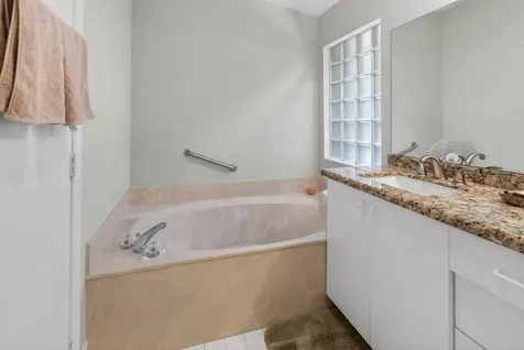 7851 Sailing Shores Terrace Boynton Beach FL 33437
