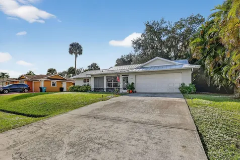 1172 Sw Ackard Avenue Port Saint Lucie FL 34953